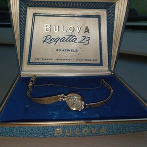 Vinrage Bulova Regata 23